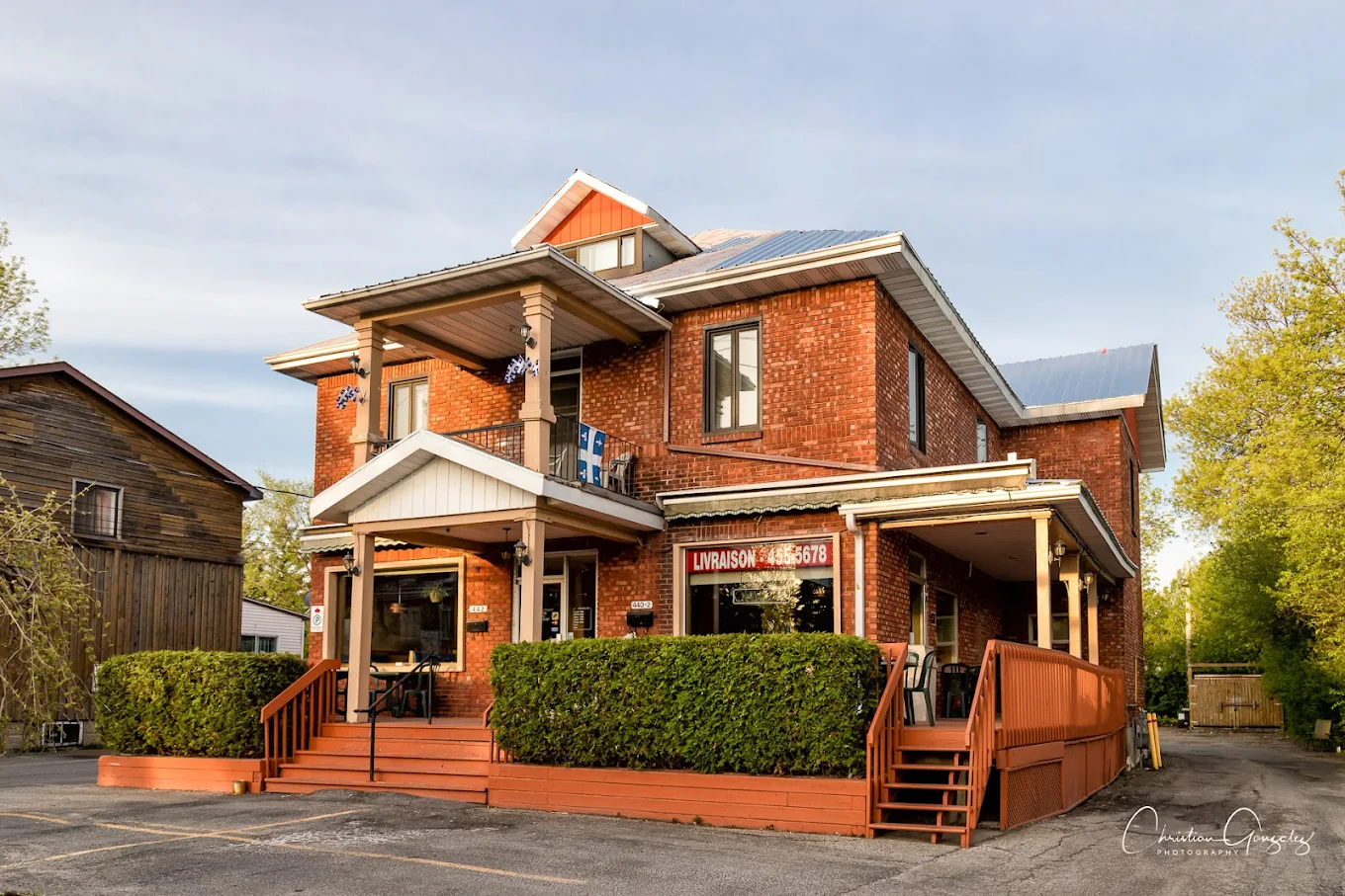 Intérieur de la Pizzeria 4 Saisons à Vaudreuil-Dorion